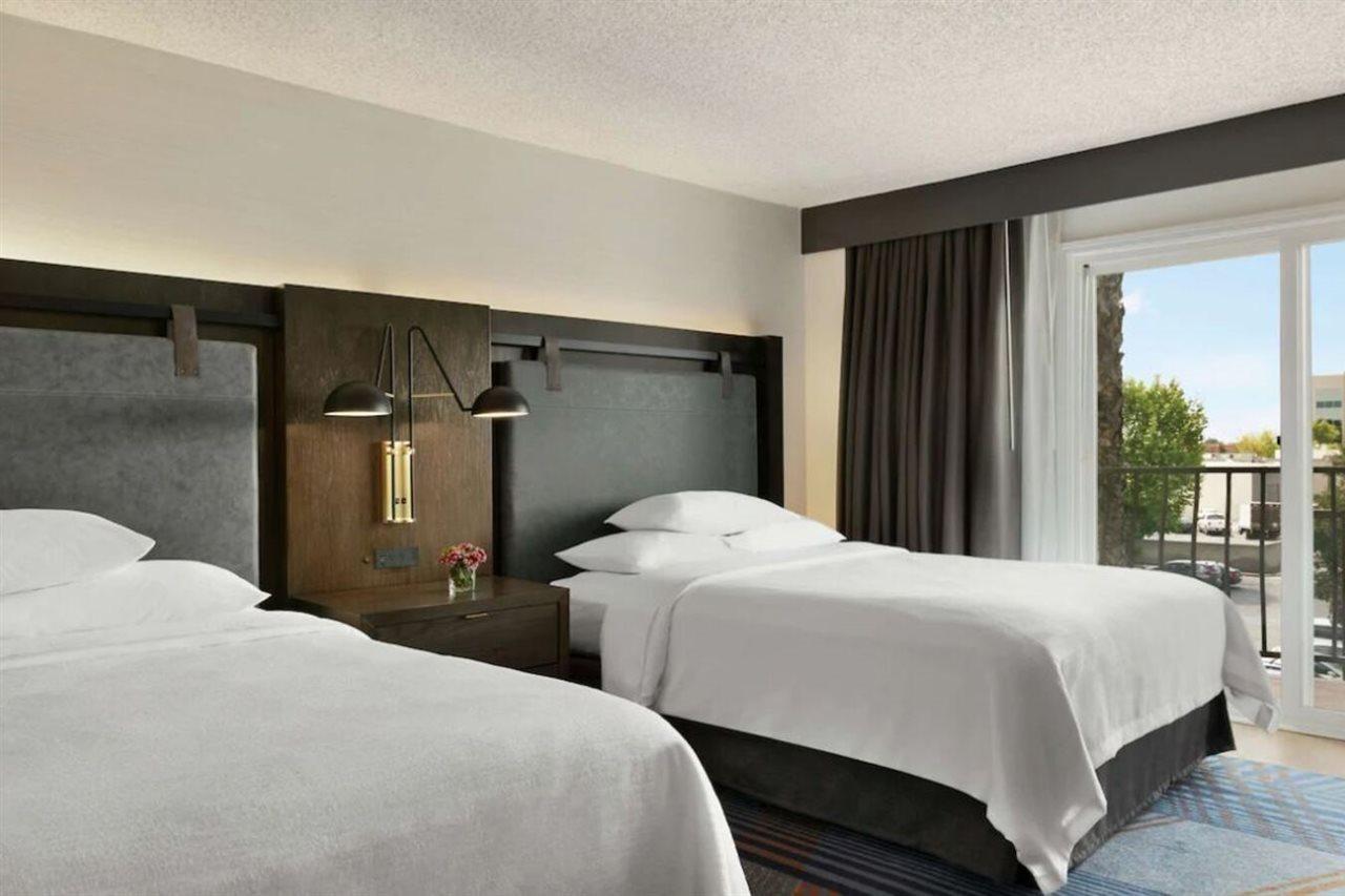 Embassy Suites By Hilton Los Angeles Downey Zewnętrze zdjęcie