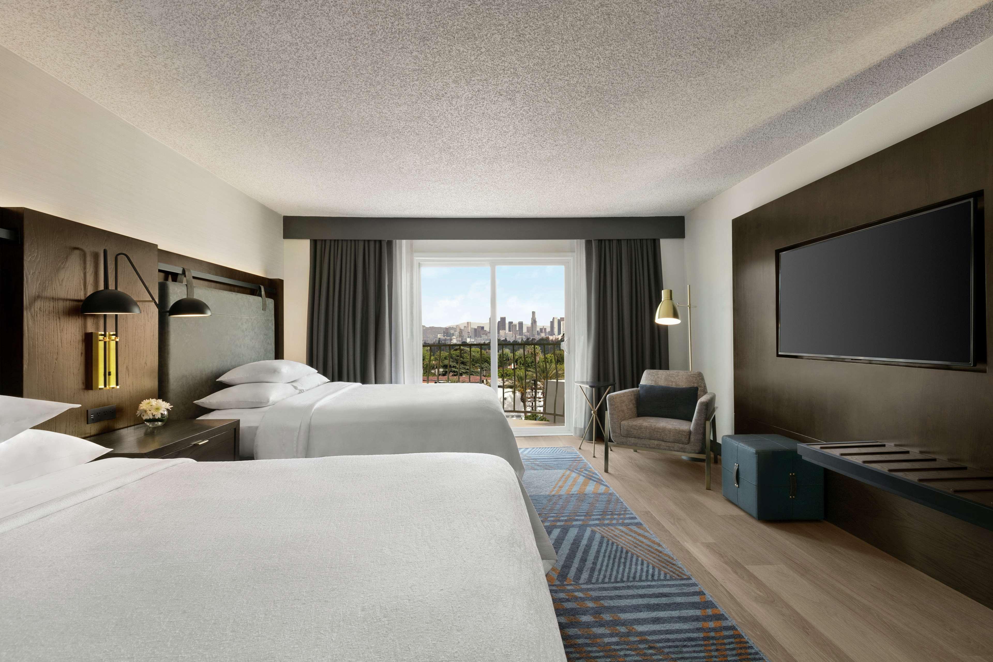Embassy Suites By Hilton Los Angeles Downey Zewnętrze zdjęcie